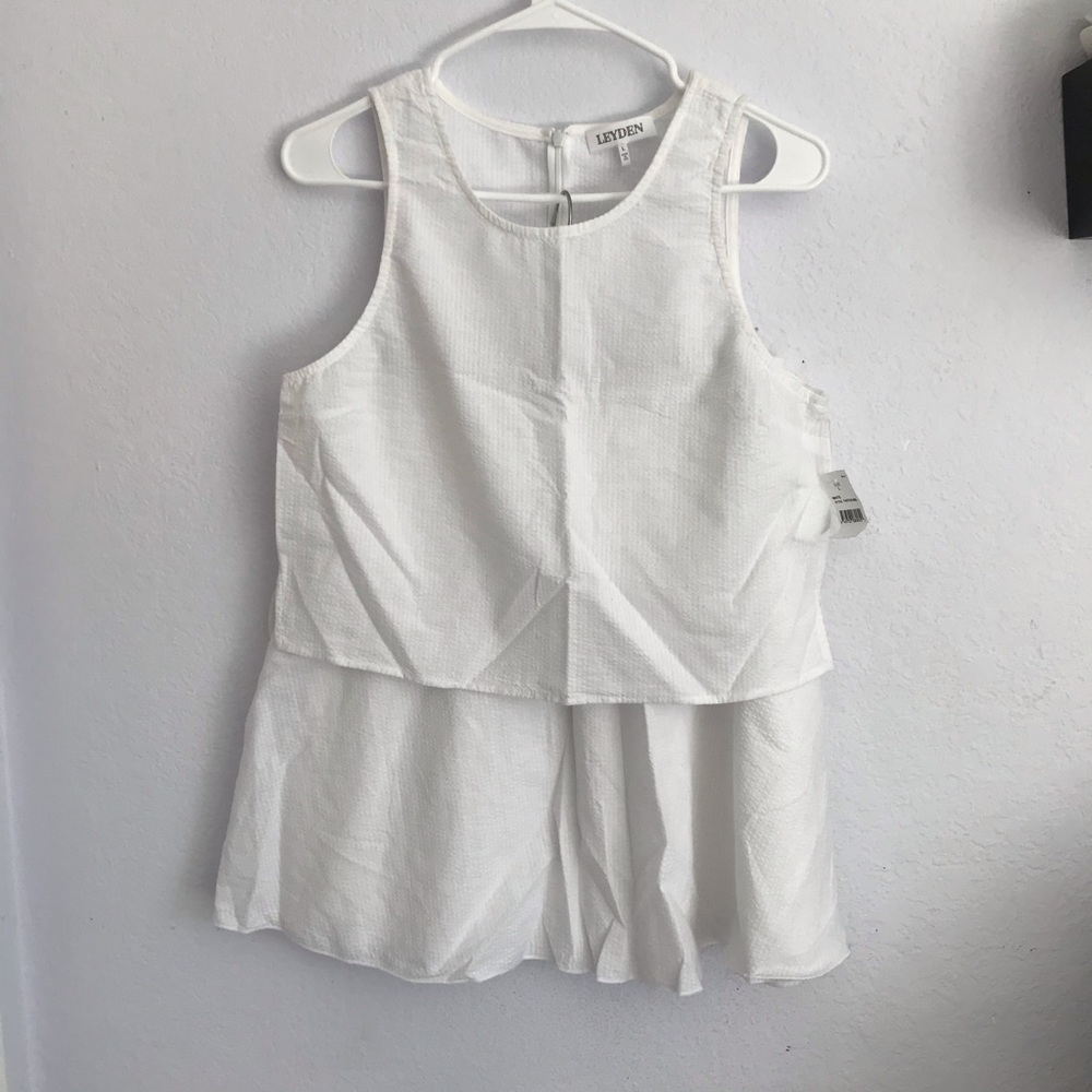 Leyden L white separates skirt set